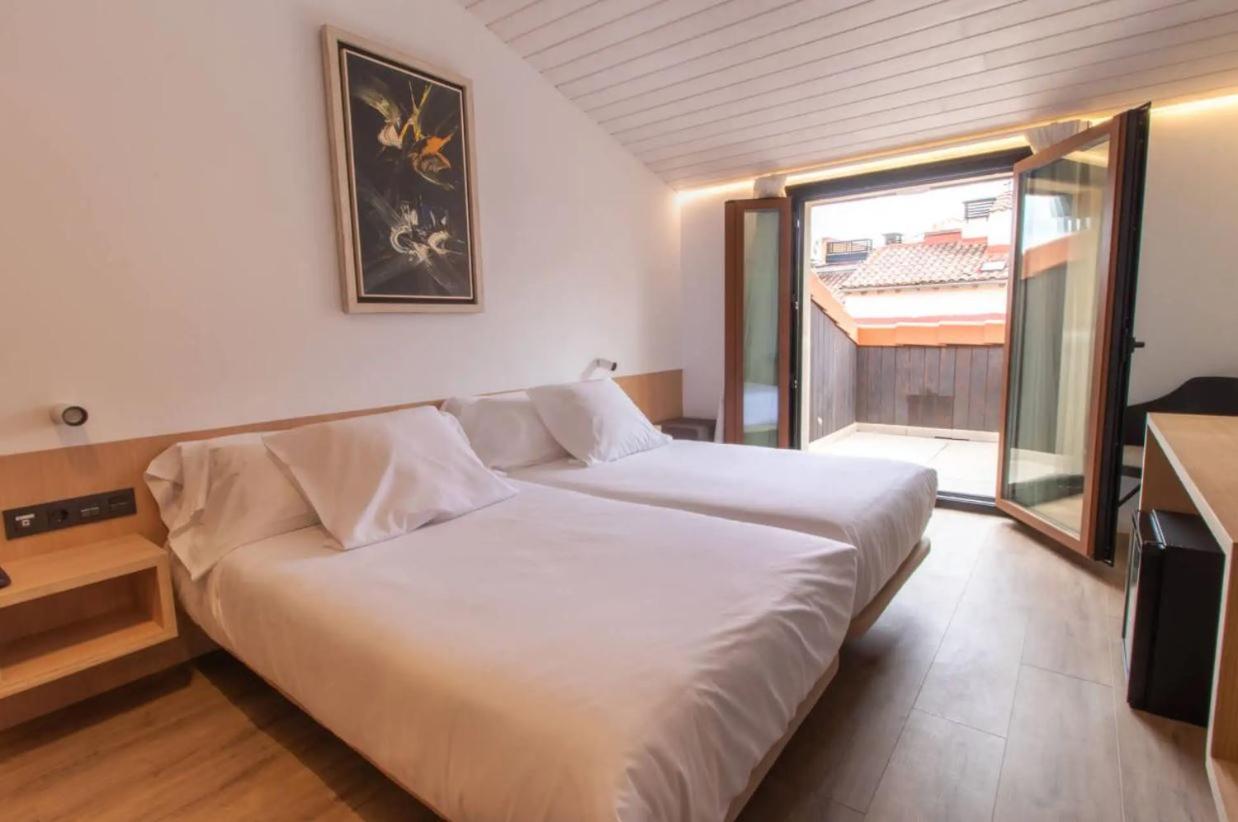 Hotel Cortabitarte Soria Kültér fotó